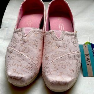 Womens Tom shoes - pink wedding day shoes size 8.5